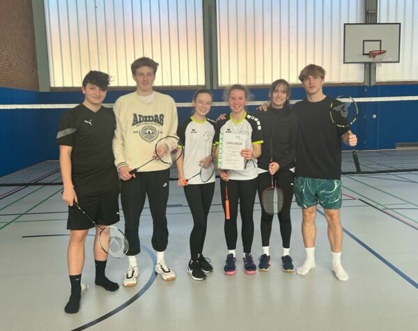 Mitglieder des Badmington-Teams am THG