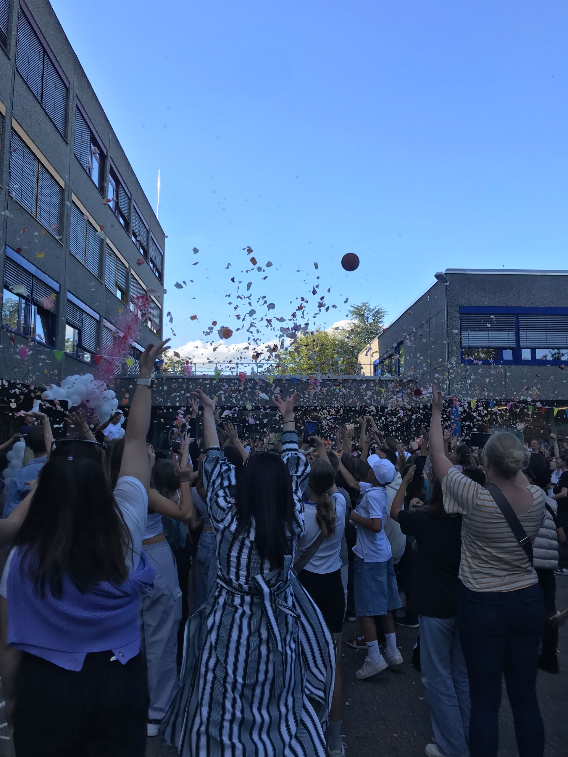 THG Reloaded Party - SchülerInnen beim Tanzen